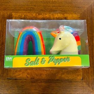 Rainbow and unicorn salt and pepper set